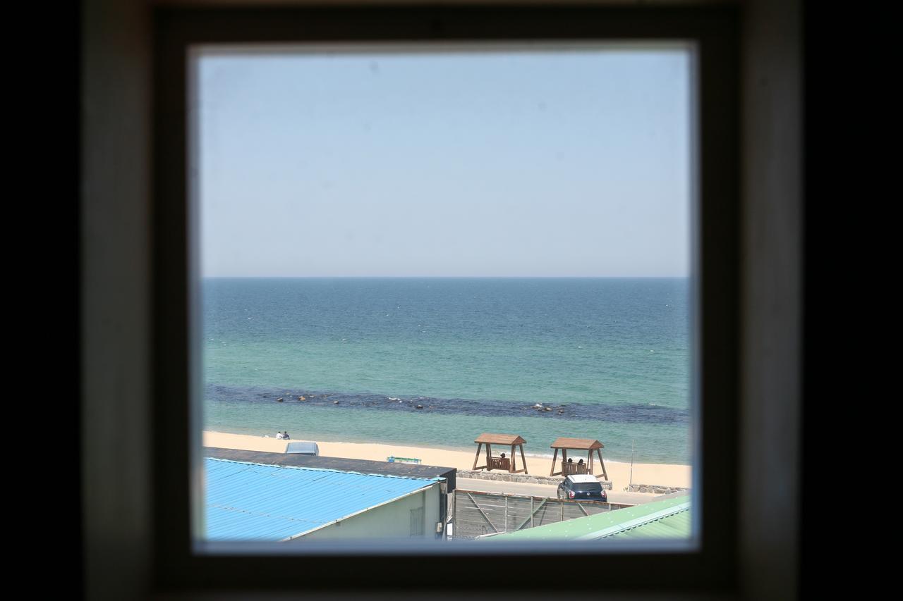 Hotel Capsule In Gangneung Extérieur photo